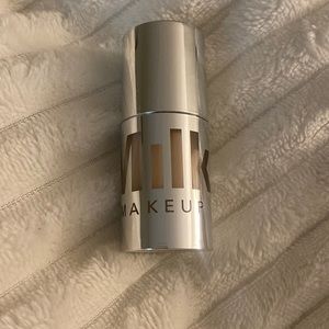 Milk makeup concealer